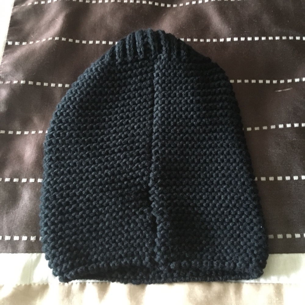 Beanie hat - Picture 2 of 2